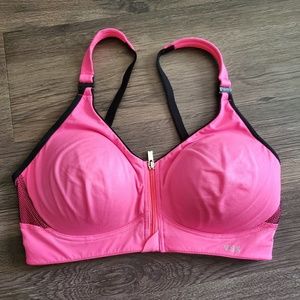 NWOT Victoria's Secret Sports Bra